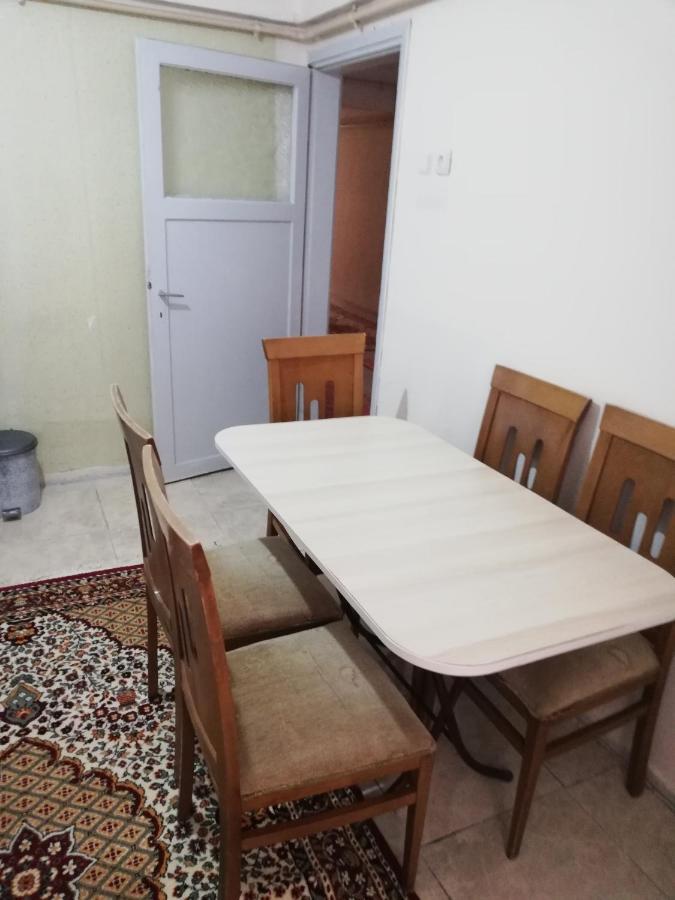 Appartement Ozkok Apartman à Mustafakemalpaşa Extérieur photo